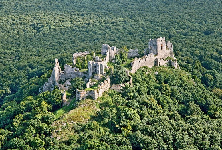 Hrad Gýmeš, Jelenec, Slovakia, Slovakia
